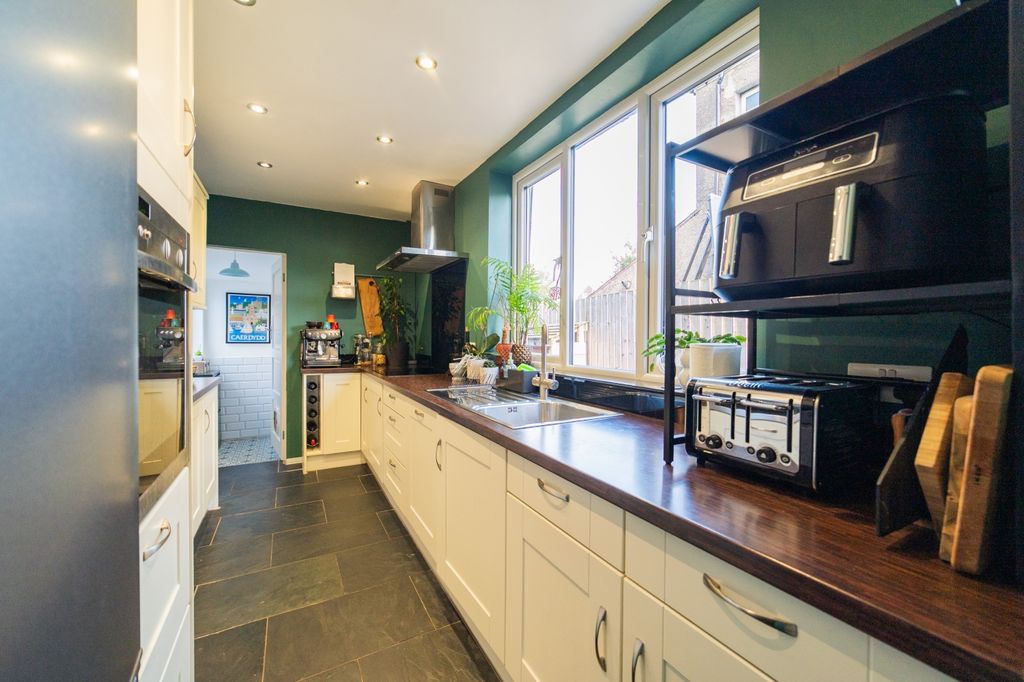 Additional image 19 of 3 bed semi-detached house for saleSt. Ina Road, Heath CF14