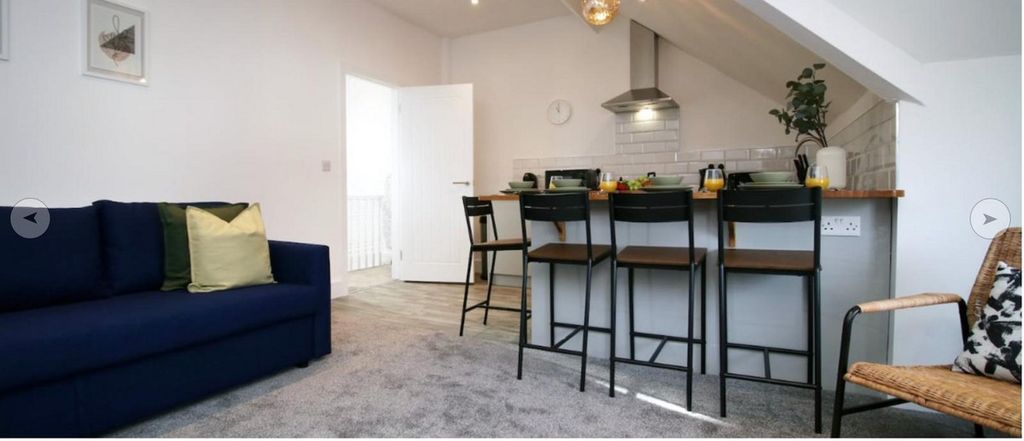 4 bed block of flats for saleCowbridge Road West, Cardiff CF5