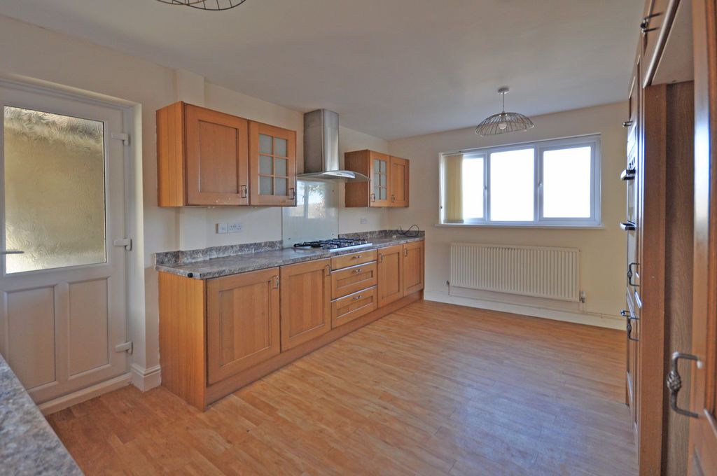 Additional image 3 of 3 bed semi-detached house for saleSemi-Detached, Laurel Road, Bassaleg NP10