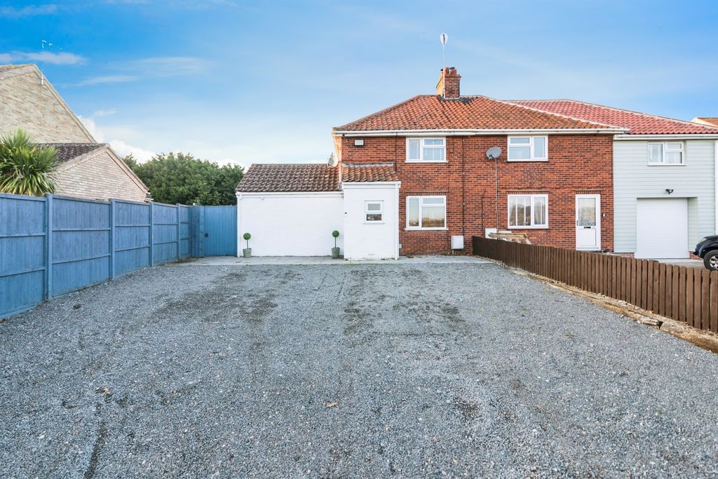 3 bed semi-detached house for saleHill Road, Wangford, Beccles NR34