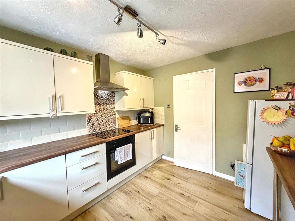 Additional image 8 of 2 bed flat for saleBrown Close, Newport NP19