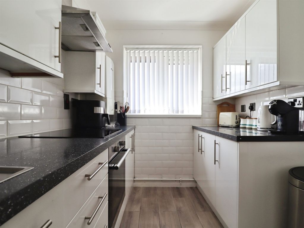 Additional image 5 of 2 bed flat for saleWentloog Road, Rumney, Cardiff CF3