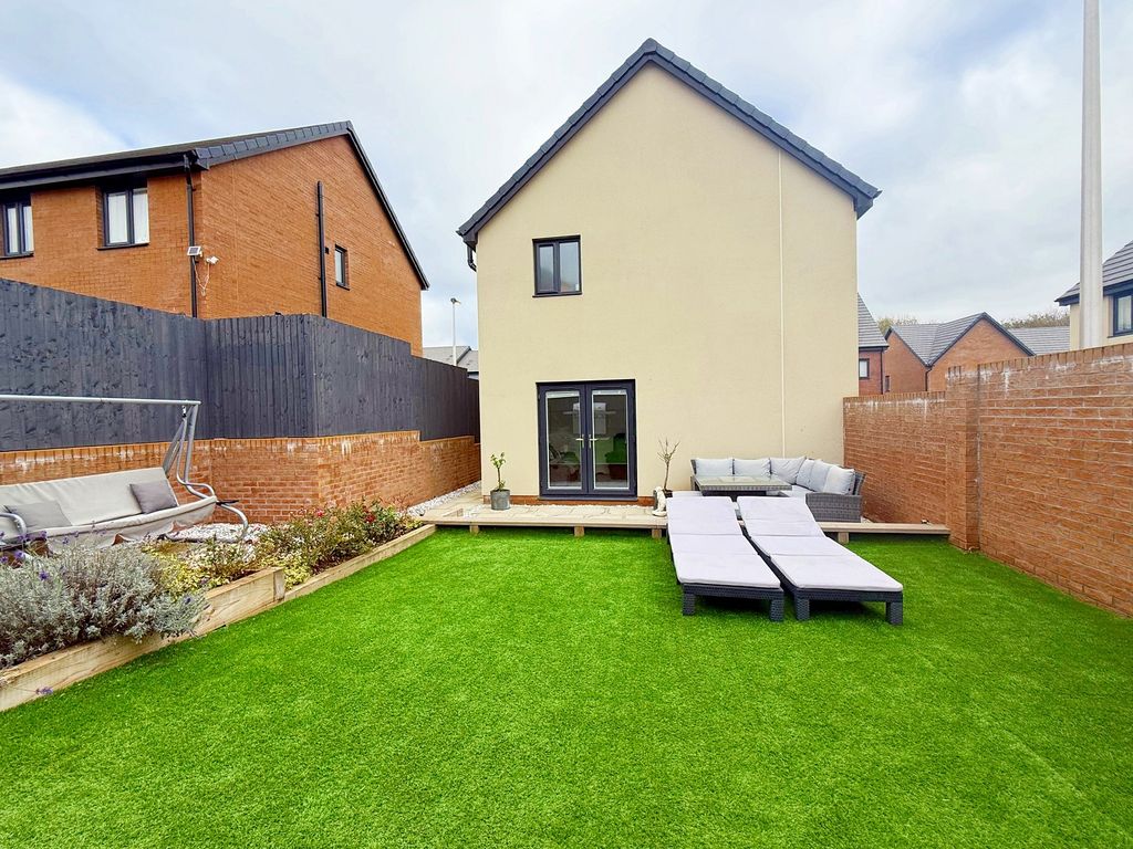 Additional image 30 of 3 bed detached house for saleGwern Gwynfael, Capel Llanilltern, Cardiff. CF5