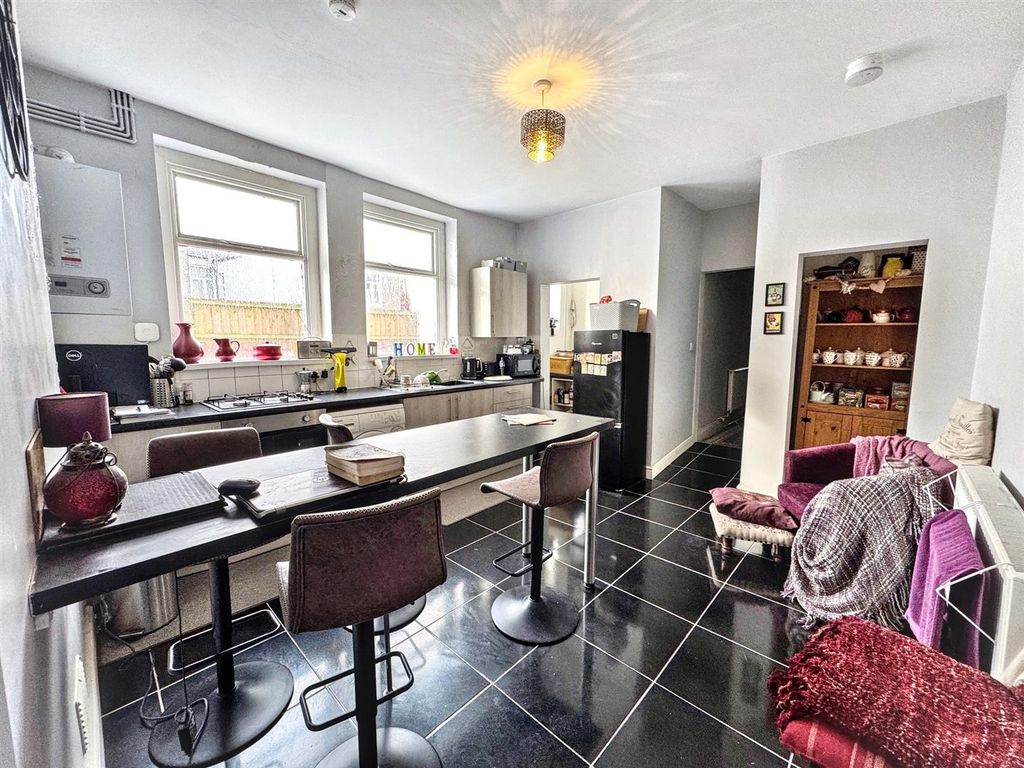Additional image 9 of 1 bed flat for salePreston Avenue, Newport NP20