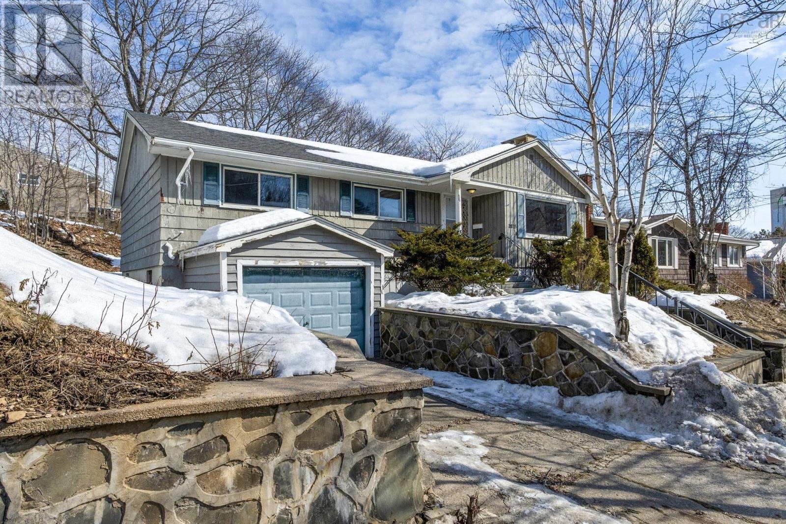 Additional image 2 of 2835 Joseph Howe Drive, Halifax, NS, B3L4G8