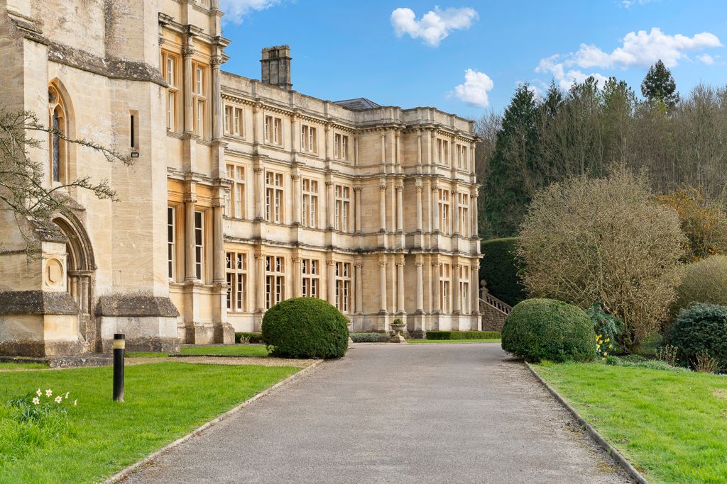 Additional image 19 of 3 bed flat for saleSherbourne House, Sherborne, The Cotswolds GL54