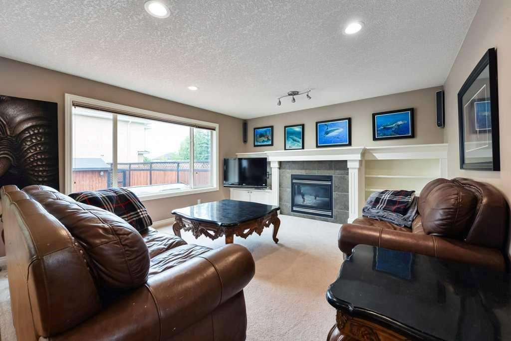 Additional image 3 of 6 Royal Birkdale Court NW, Calgary, AB, T3G 5R5