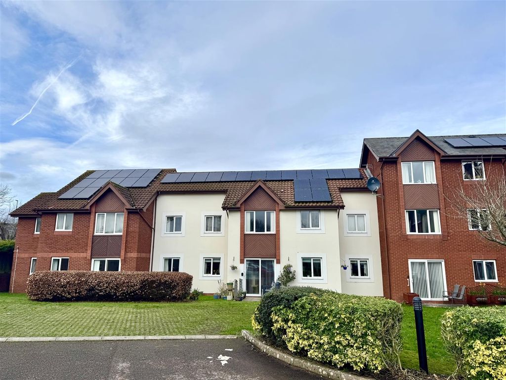 1 bed flat for saleGarden City Way, Chepstow NP16