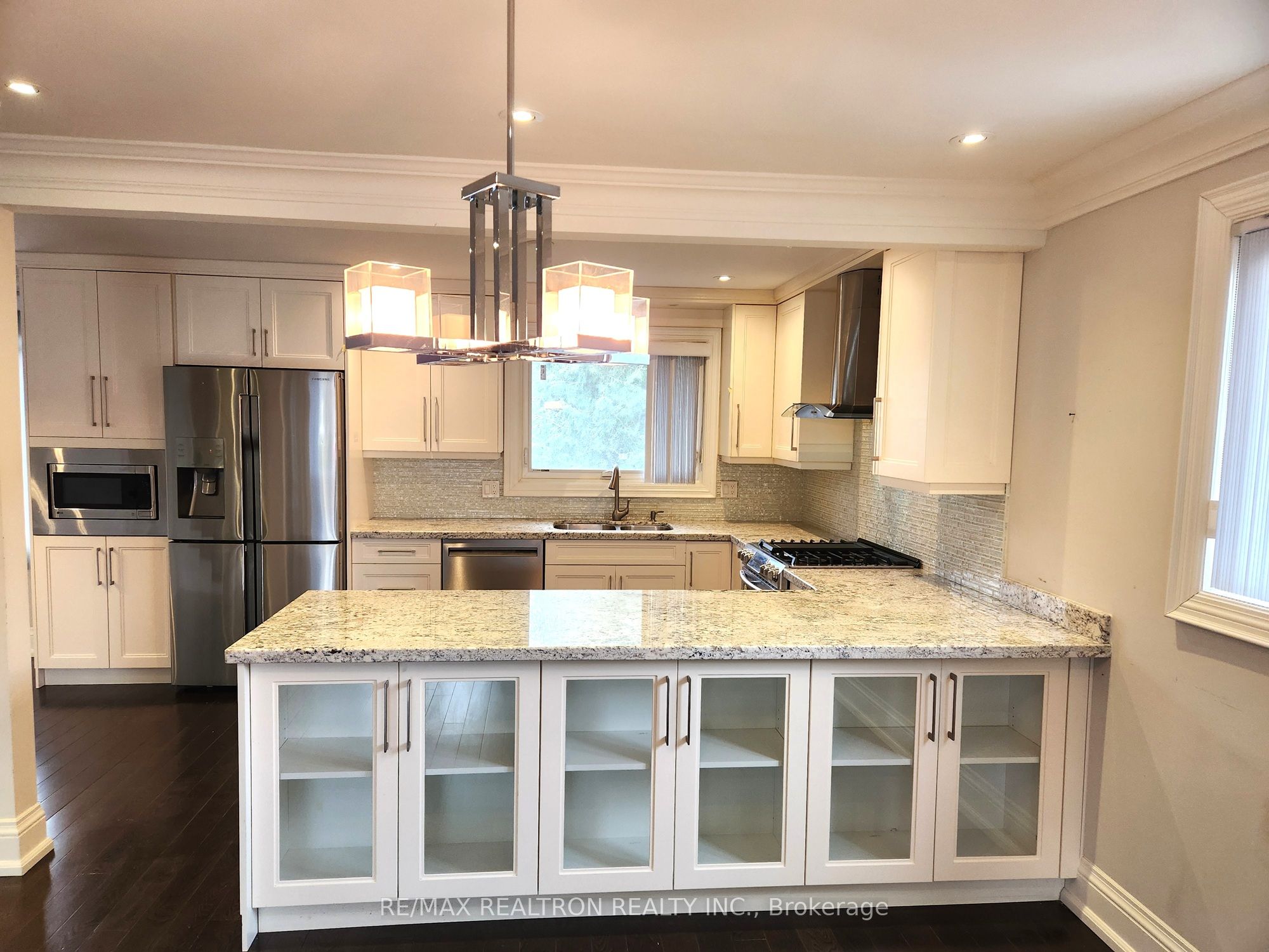 Additional image 3 of 207 Bayview Fairways Drive, Markham, ON, L3T 2Z1