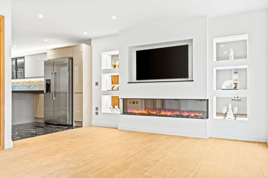 Additional image 6 of 3 bed property for saleCranworth Mews, St Helier JE2