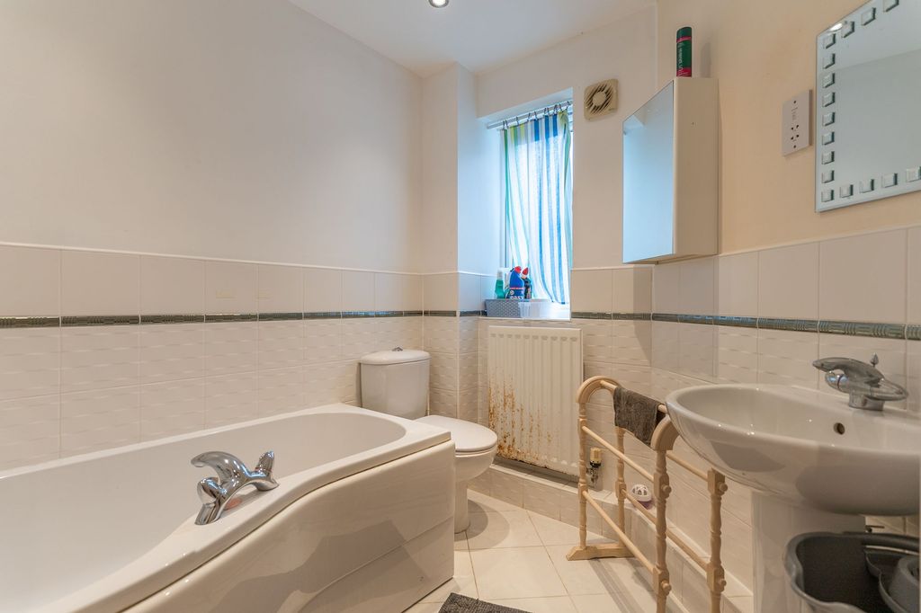 Additional image 13 of 2 bed flat for saleLlanidloes Mews, Newport NP10