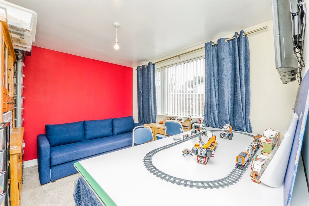 Additional image 6 of 3 bed semi-detached house for saleLaugharne Avenue, Rumney, Cardiff CF3