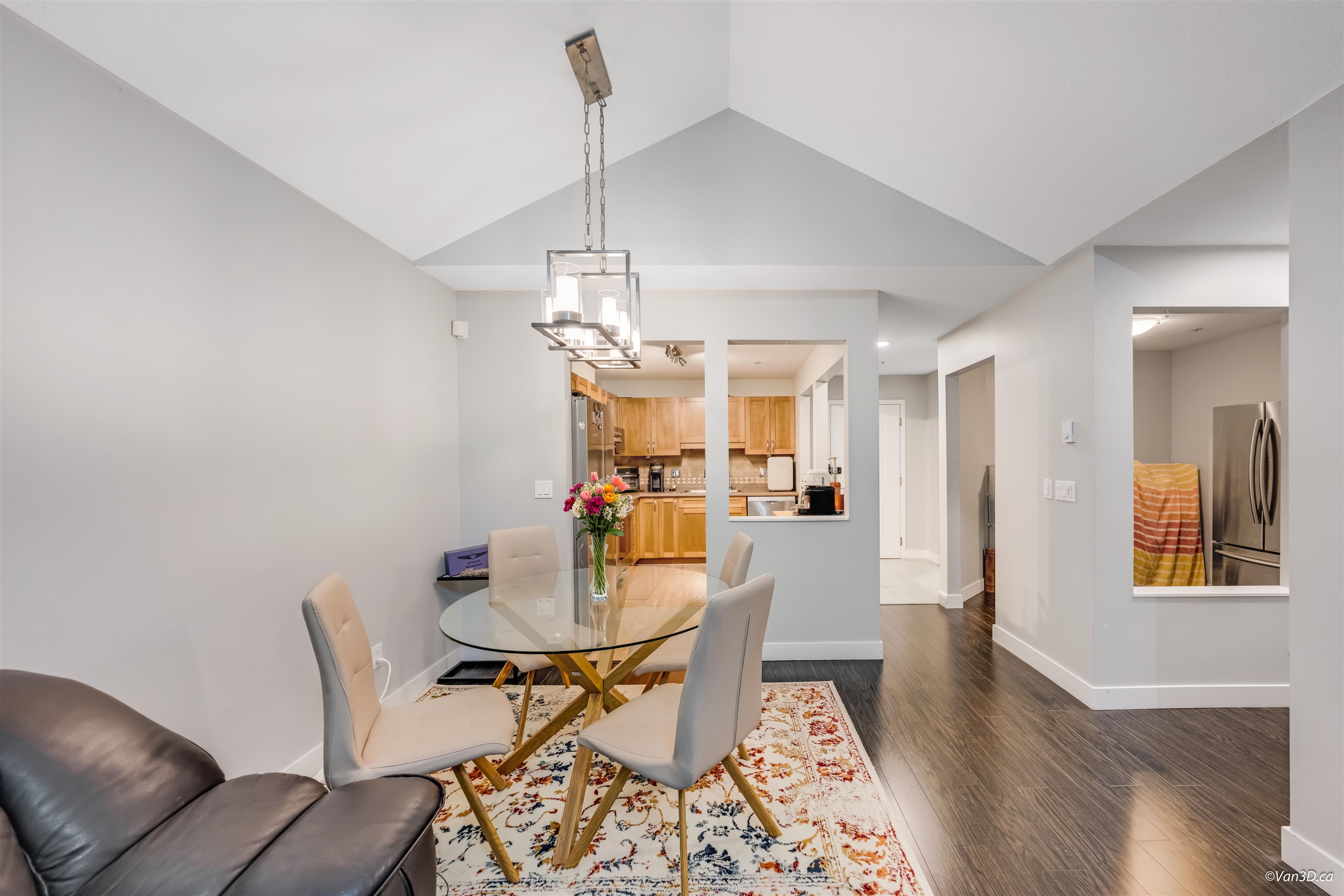 Additional image 6 of 405-9688 148 Street, Surrey, BC, V3R 0W2