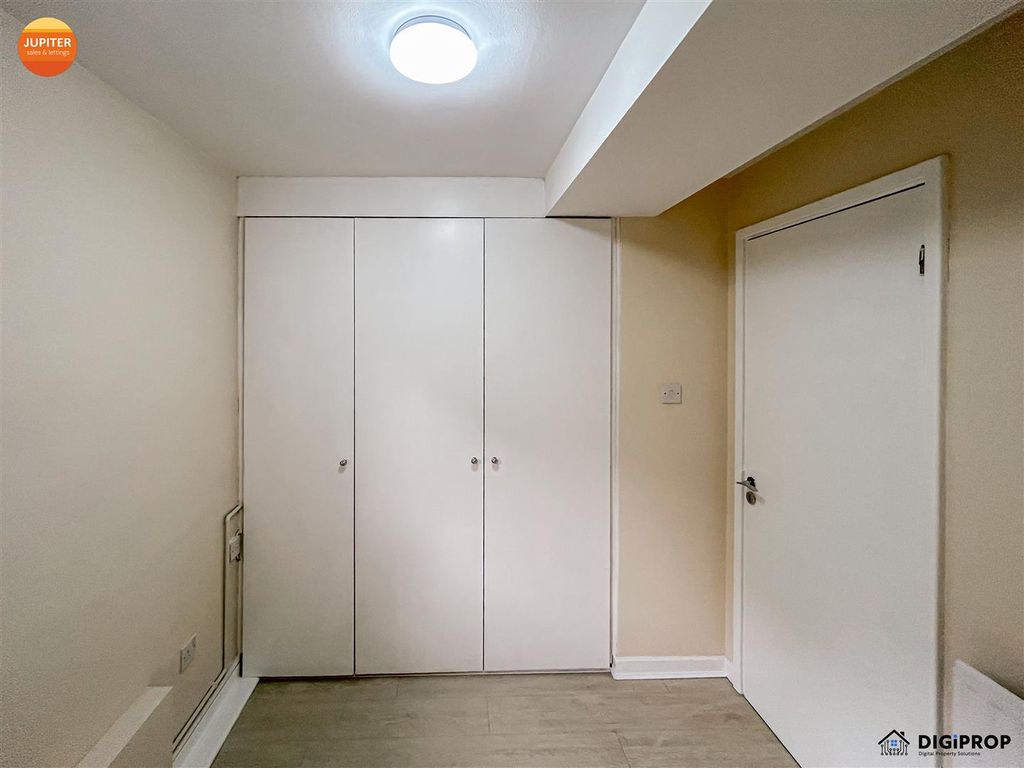 Additional image 18 of 3 bed flat for saleThe Crescent, Llandaff CF5