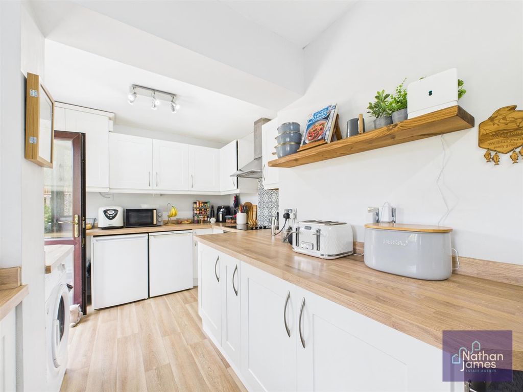 Additional image 5 of 4 bed detached house for saleHolly House, Castle Gardens, Caldicot NP26