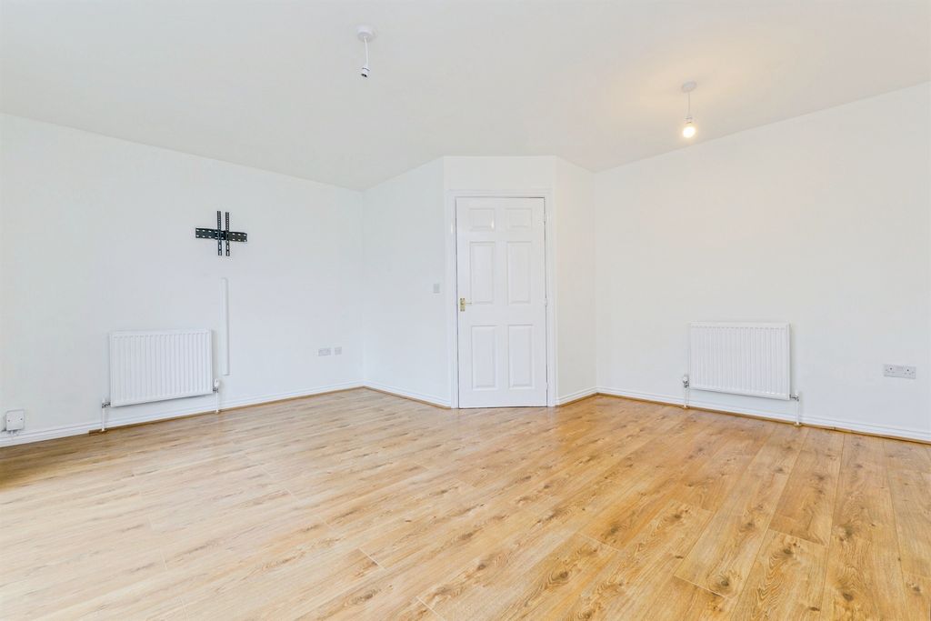 Additional image 13 of 3 bed property for saleCottingham Drive, Pontprennau, Cardiff CF23