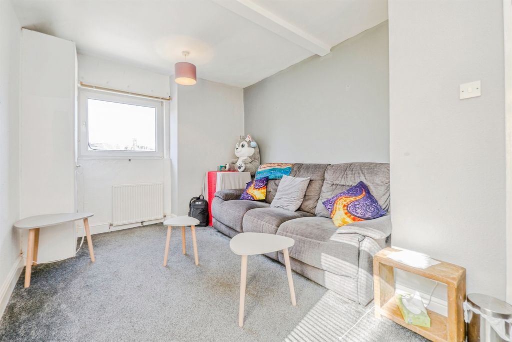 Additional image 3 of 2 bed flat for saleConway Road, Cardiff CF11
