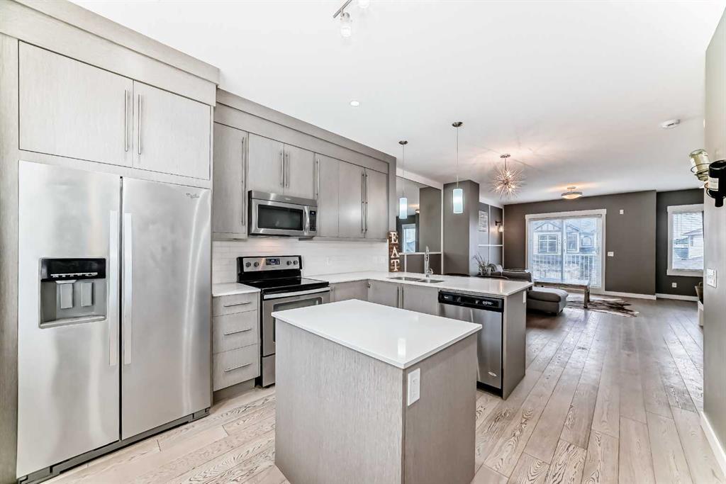 53-111 Rainbow Falls , Chestermere, AB, T1X 0Z5