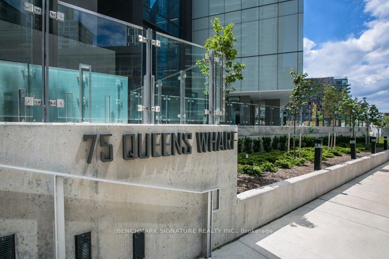 Additional image 2 of 205-75 Queens Wharf Road, Toronto, ON, M5V 0J8