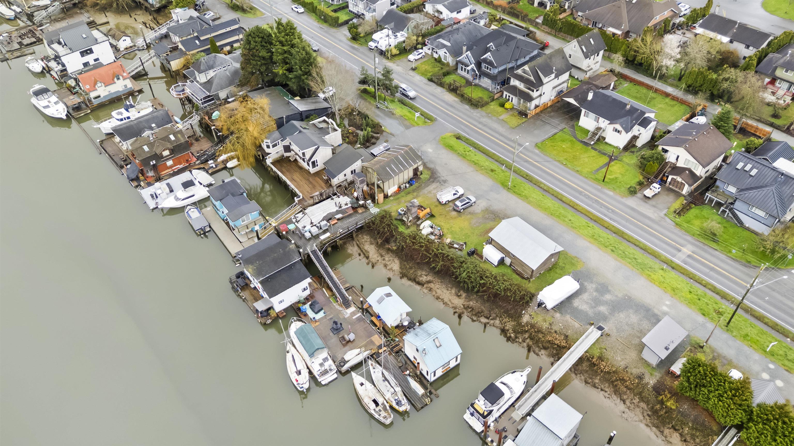 Additional image 3 of 4505 River Road W, Delta, BC, V4K 1R9