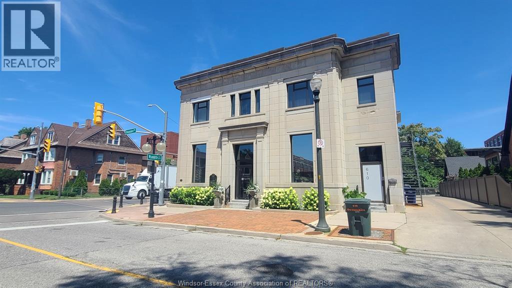 606 Devonshire , Windsor, ON, N8Y2L8