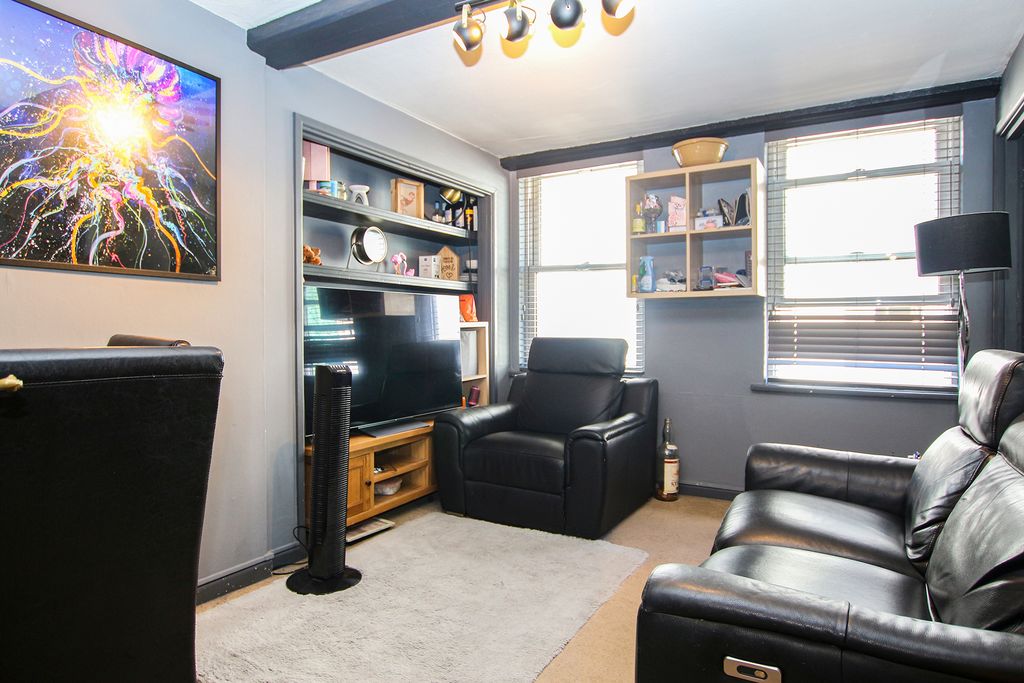 Additional image 3 of 1 bed property for sale28 Le Bordage, St Peter Port, Guernsey GY1