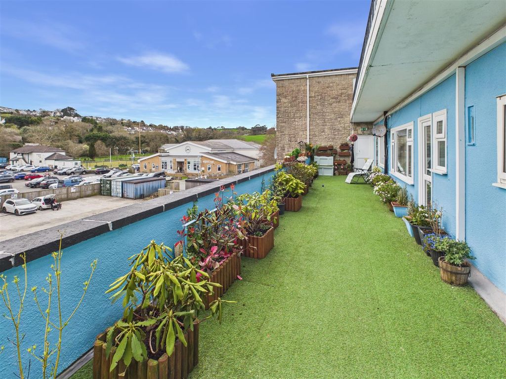 3 bed flat for saleMilford Street, Saundersfoot SA69