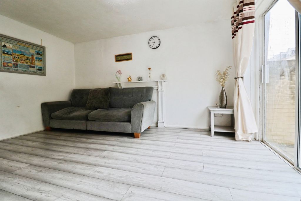 Additional image 4 of 3 bed end terrace house for saleThomas Street, Cardiff CF11