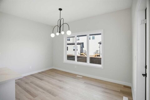 Additional image 8 of 109 Corner Glen Green NE, Calgary, AB, T3N 2P7