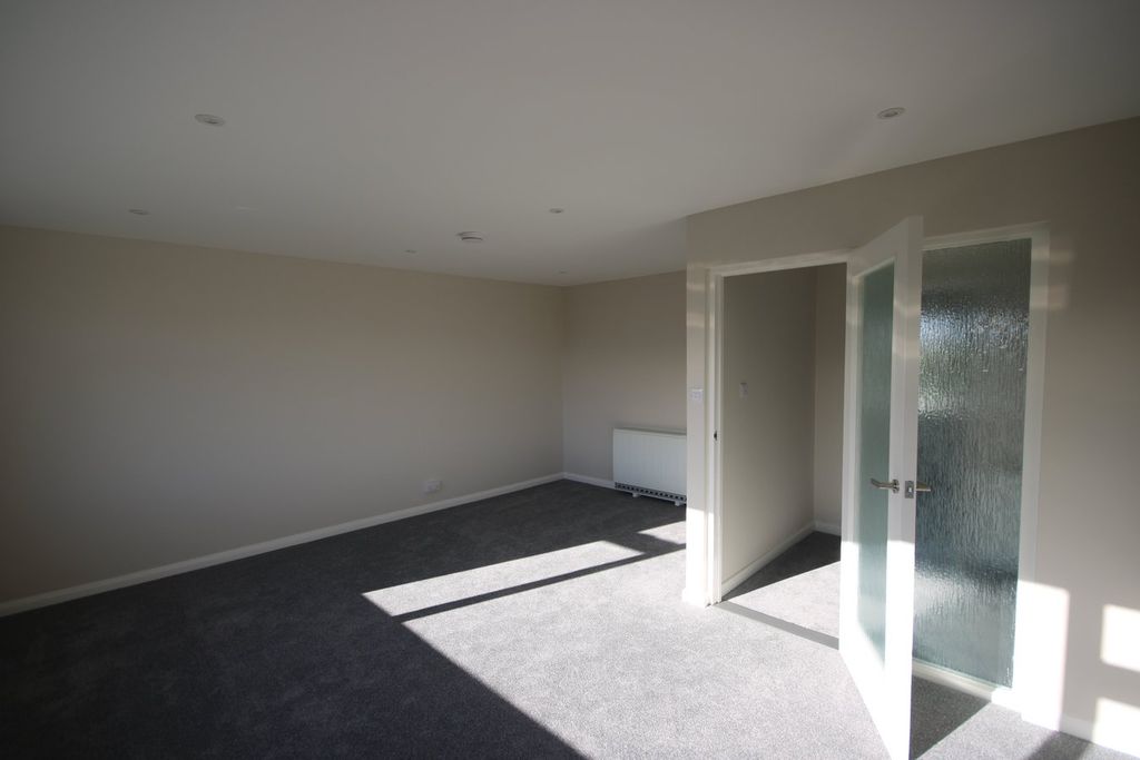 Additional image 4 of 2 bed flat for saleElizabeth Avenue, St Brelade JE3