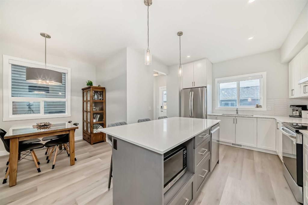 Additional image 5 of 934 Cobblemore Common SW, Airdrie, AB, T4B 5L9
