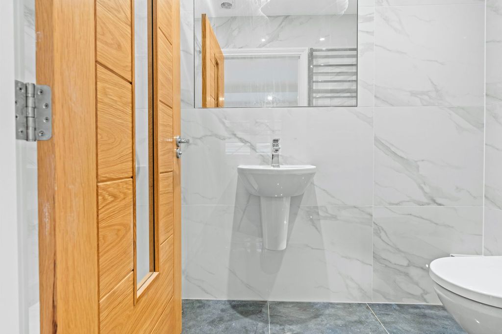 Additional image 9 of 3 bed property for saleCranworth Mews, St Helier JE2