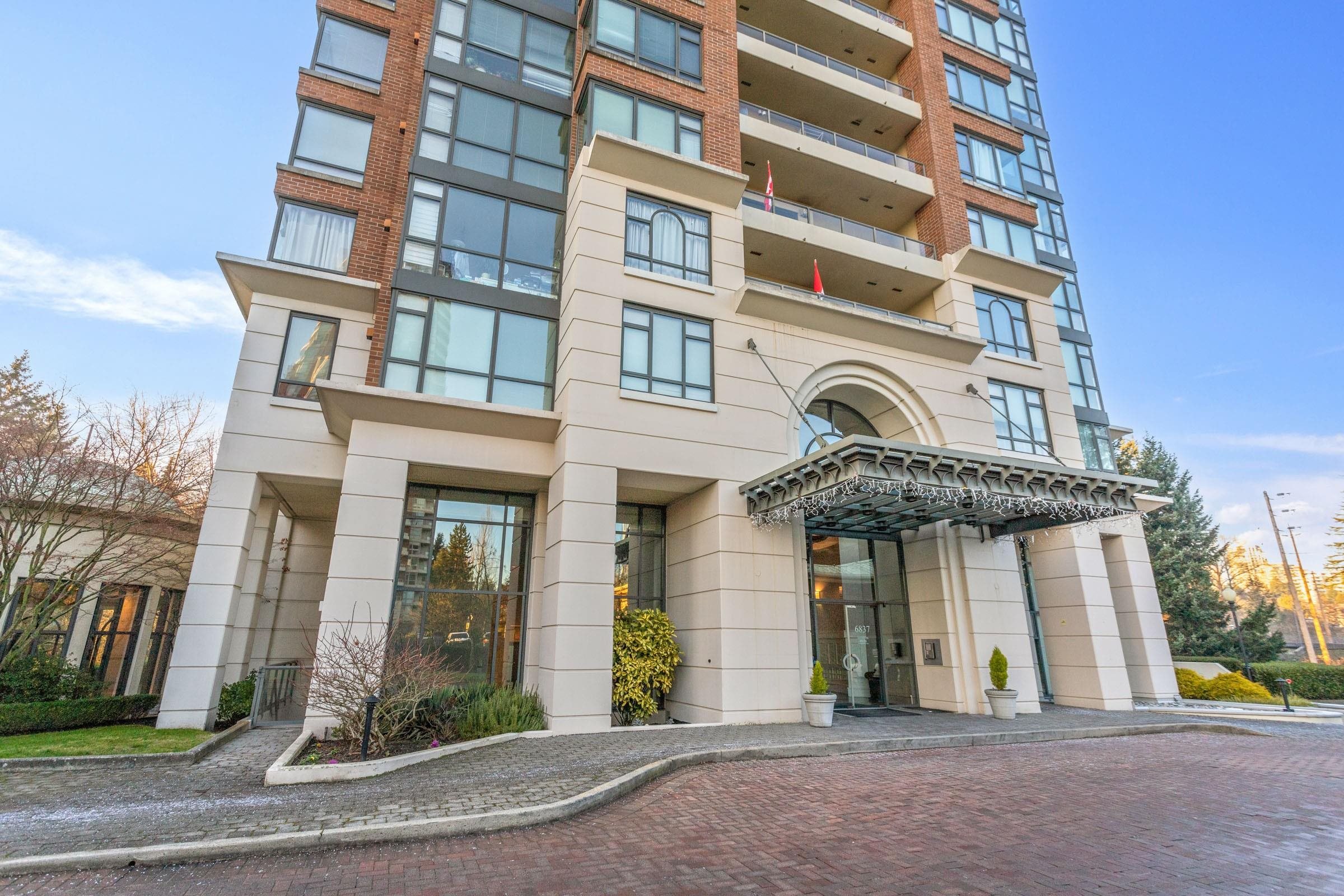 Additional image 2 of 1003-6837 Station Hill Drive, Burnaby, BC, V3N 5B7