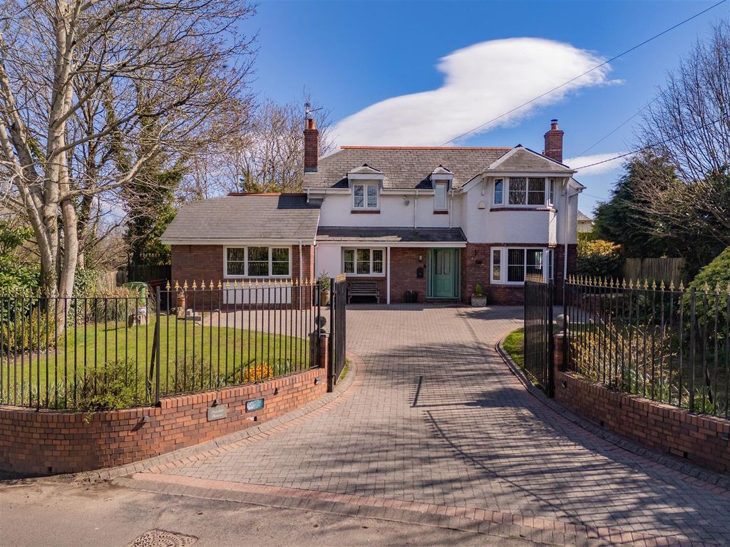 4 bed detached house for saleTy'r Winch Road, Old St. Mellons CF3