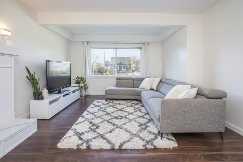 300 Douglas Crescent, Richmond, BC, V7B 1E5 photo 4