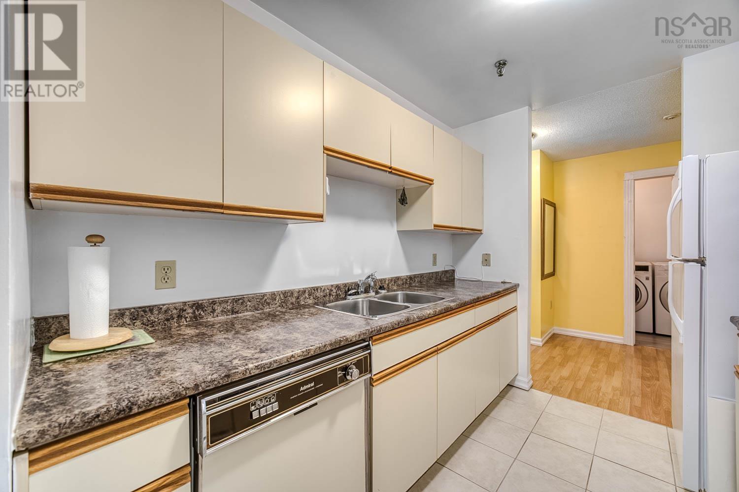 Additional image 5 of 405-15 Langbrae Drive, Halifax, NS, B3M3W5