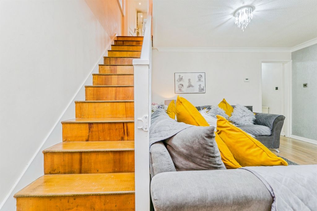 Additional image 12 of 3 bed semi-detached house for saleThrush Close, St. Mellons, Cardiff CF3