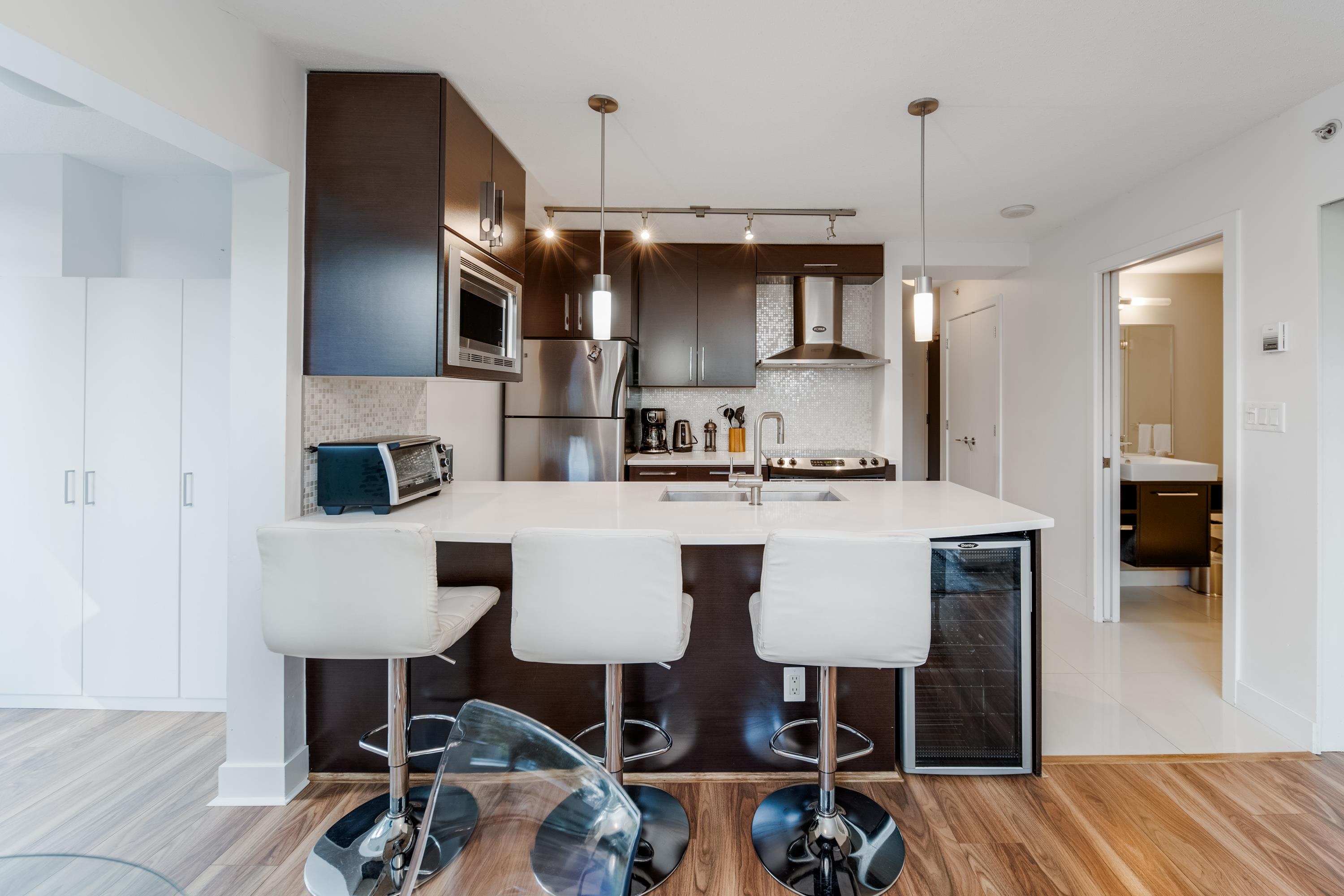Additional image 4 of 301-689 Abbott Street, Vancouver, BC, V6B 0J2