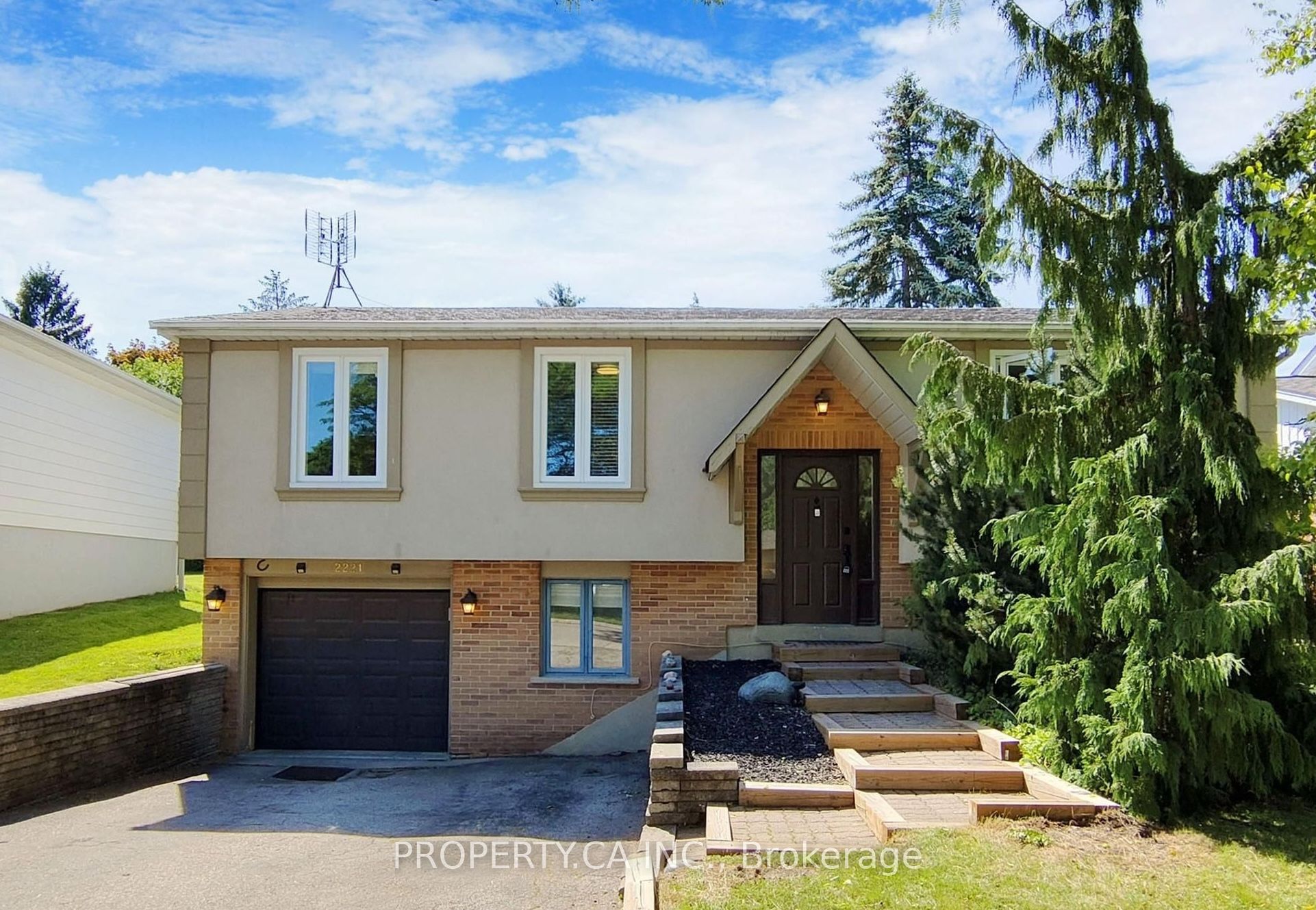 Lower-2221 Buttonbush Crescent, Mississauga, ON, L5L 1C4