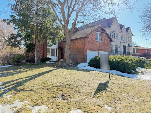 19 Roosevelt Drive, Richmond Hill, ON, L4C 6V1