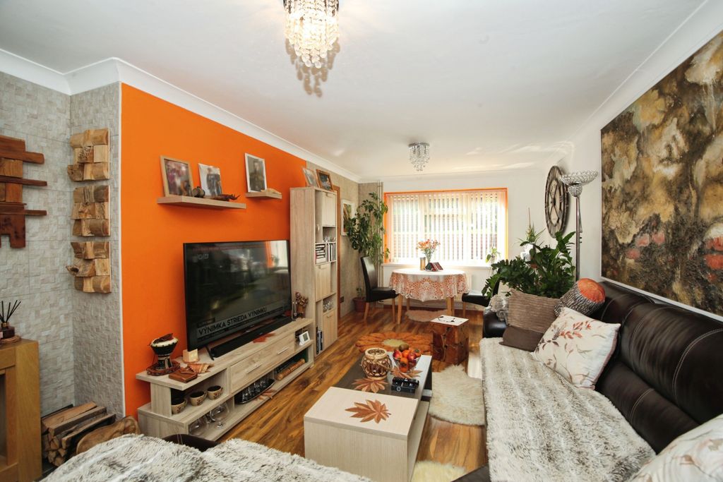 Additional image 2 of 3 bed semi-detached house for saleBroadwood Close, Newport NP19