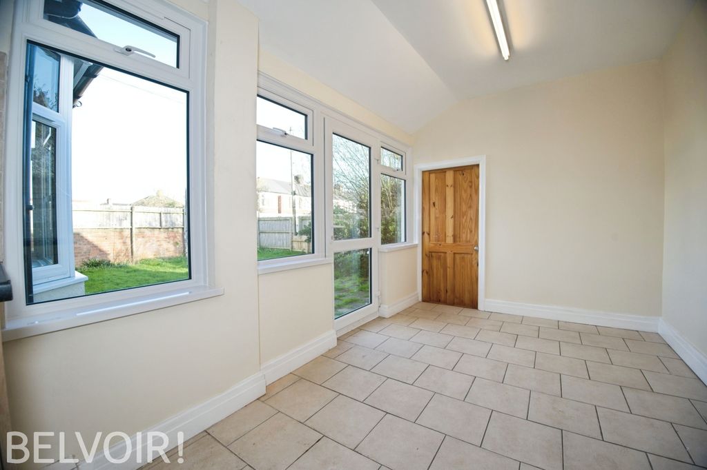 Additional image 13 of 3 bed semi-detached house for saleRhydhelig Avenue, Heath, Cardiff CF14