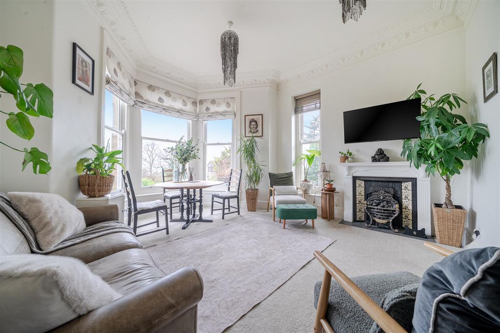 Additional image 2 of 2 bed flat for saleThe Avenue, Clevedon BS21