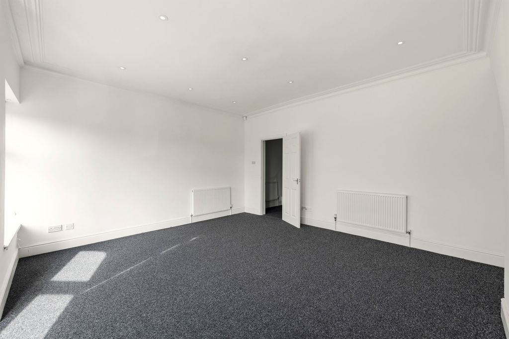 Additional image 5 of 3 bed property for saleLlandaff Road, Cardiff CF11