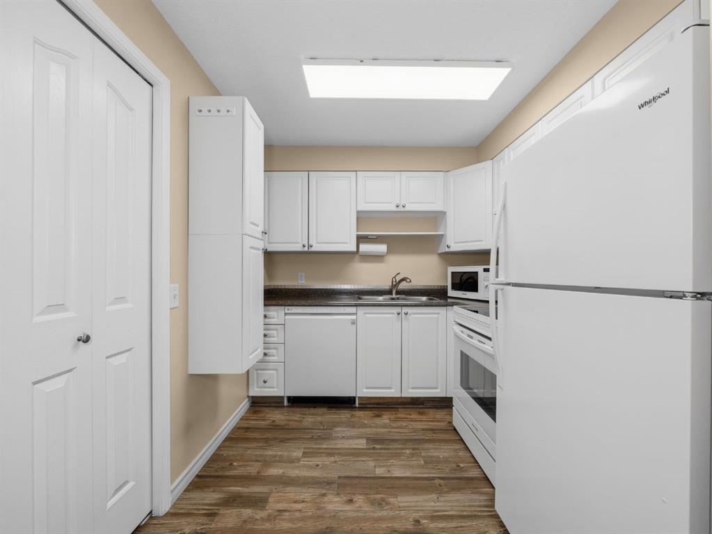 Additional image 4 of 3208 Millrise Point SW, Calgary, AB, T2Y3W4