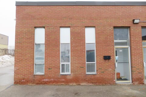 Additional image 3 of 723 Garyray Drive, Toronto, ON, M9L 1R2
