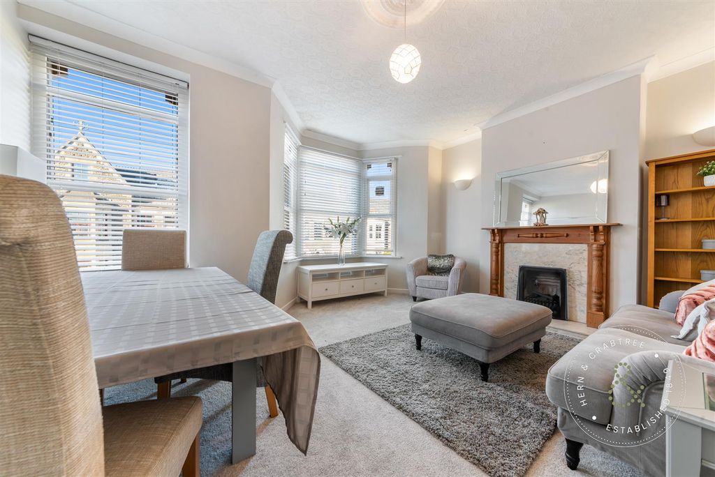 Additional image 2 of 4 bed terraced house for saleDogo Street, Pontcanna, Cardiff CF11