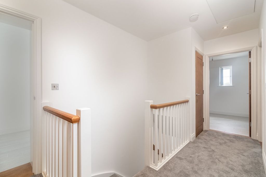 Additional image 10 of 3 bed semi-detached house for saleLa Pouquelaye, St Helier JE2