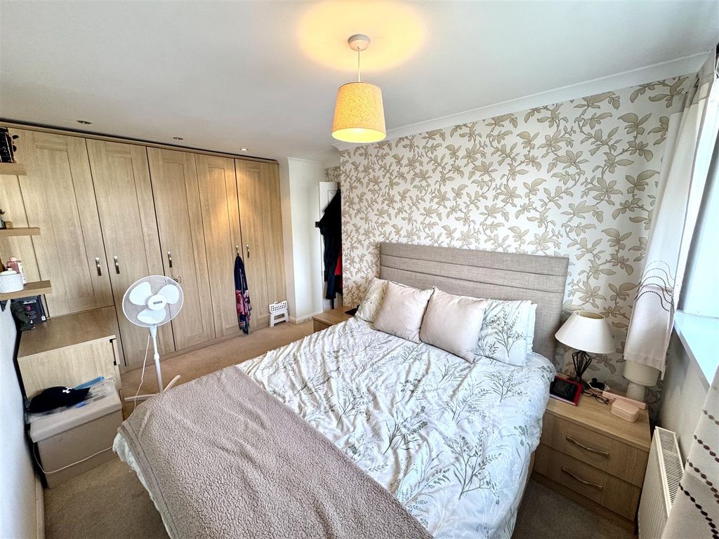 Additional image 9 of 3 bed semi-detached house for saleLapwing Avenue, Caldicot NP26