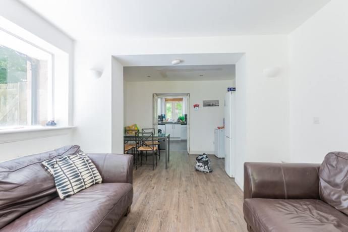 6 bed shared accommodation to rentBeeslack Lodge, Penicuik EH26 photo 4